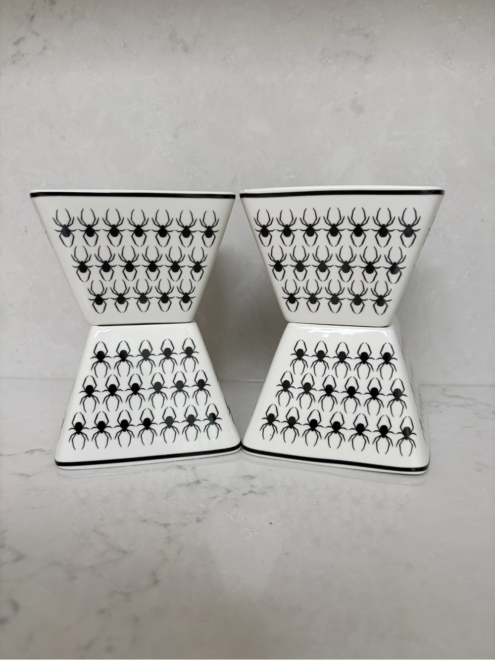 Set of 4 Spider Ciroa White Porcelain Simple Serve Square Bowls